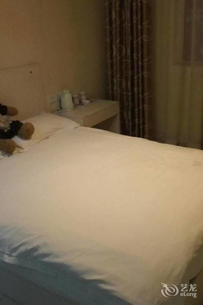 Luoyang Love Me Fashion Hotel 外观 照片